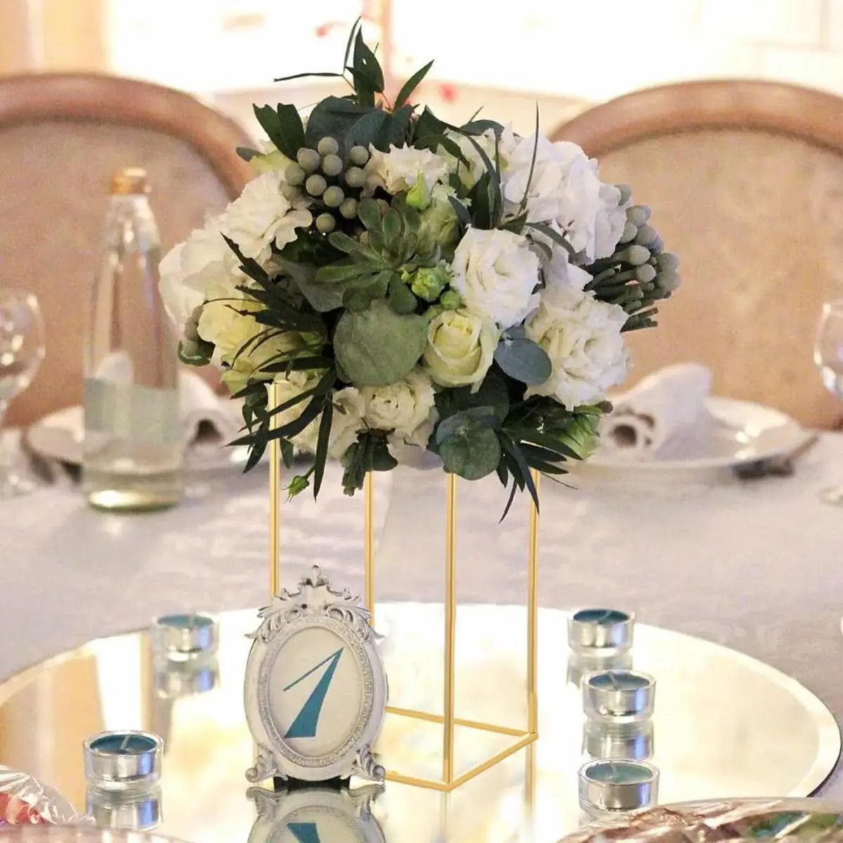Metal Flower Vase Table Centerpiece For Weddings And Parties